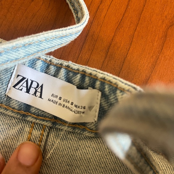 Zara Blue Fitted Sleeveless Crop Top - Picture 2 of 5